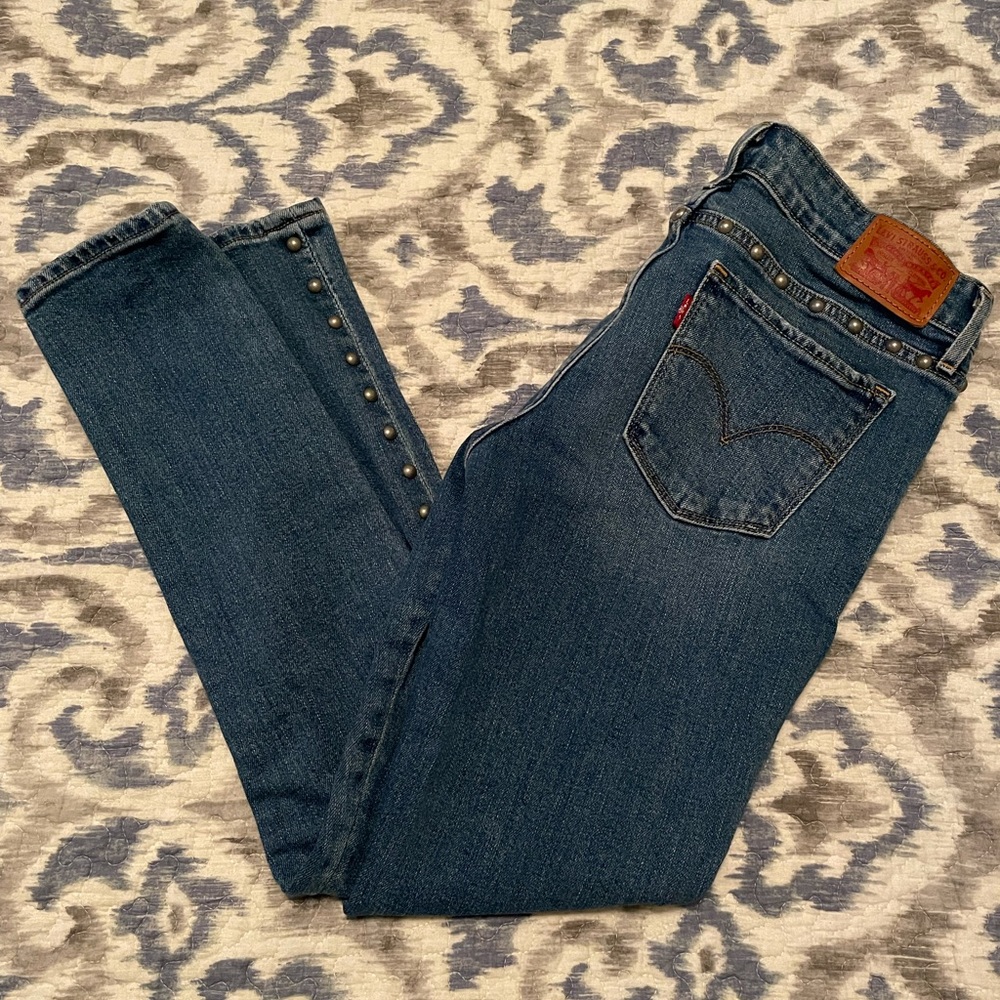 Levi’s 711 Skinny Jeans, Rivet detail - Size 27